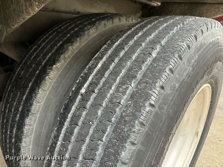 image for item EM0008 1994 Polar tank trailer