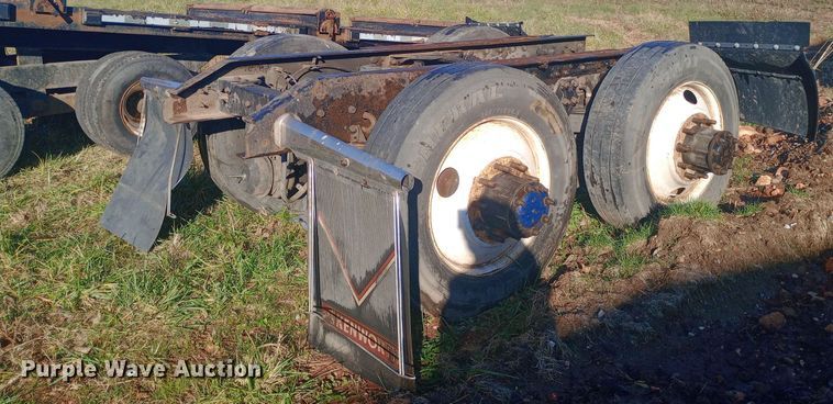 image for item EN8634 Rear axel assembly