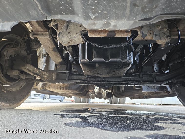 image for item EQ3863 2014 Freightliner Cascadia  semi truck