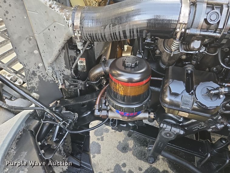 image for item EQ3863 2014 Freightliner Cascadia  semi truck