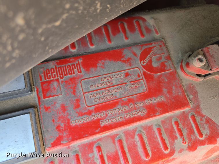 image for item EQ3883 2016 Freightliner  Cascadia semi truck