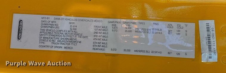 image for item ER4710 2021 Freightliner Cascadia 126 semi truck