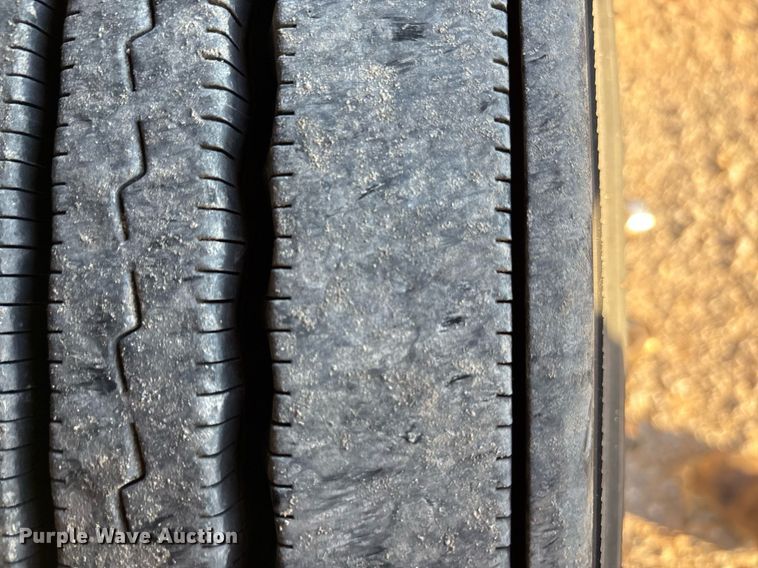 image for item ER4713 2022 Kenworth T680 semi truck