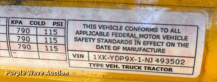 image for item ER4713 2022 Kenworth T680 semi truck