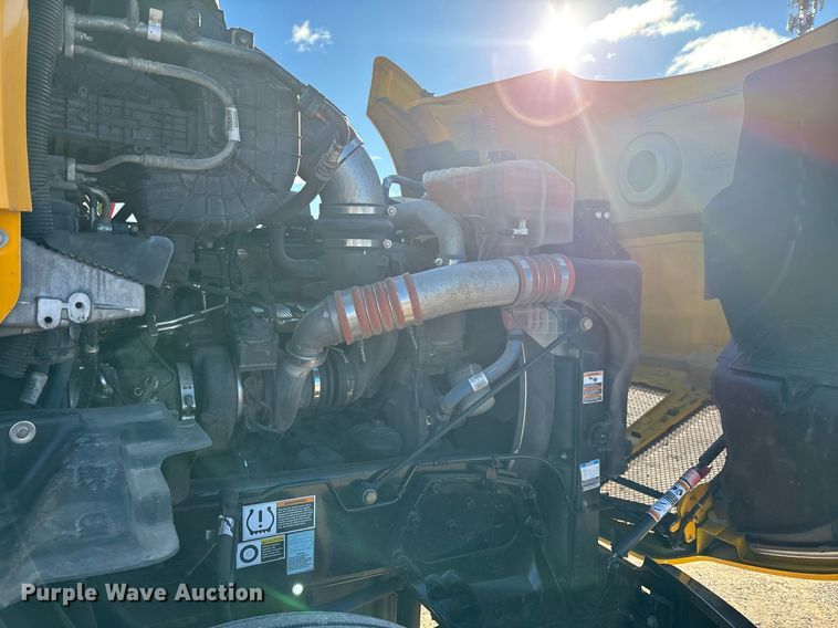 image for item ER4717 2019 Kenworth T680 semi truck