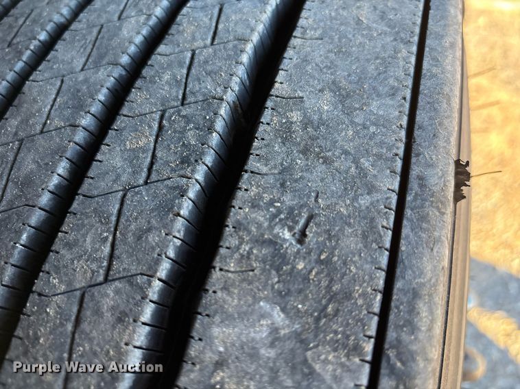 image for item ER4717 2019 Kenworth T680 semi truck