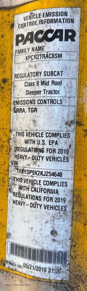 image for item ER4717 2019 Kenworth T680 semi truck