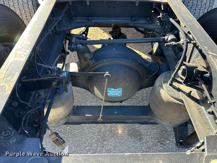 image for item ER4721 2019 Kenworth T680 semi truck