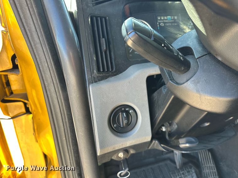 image for item ER4722 2021 Freightliner Cascadia 126 semi truck