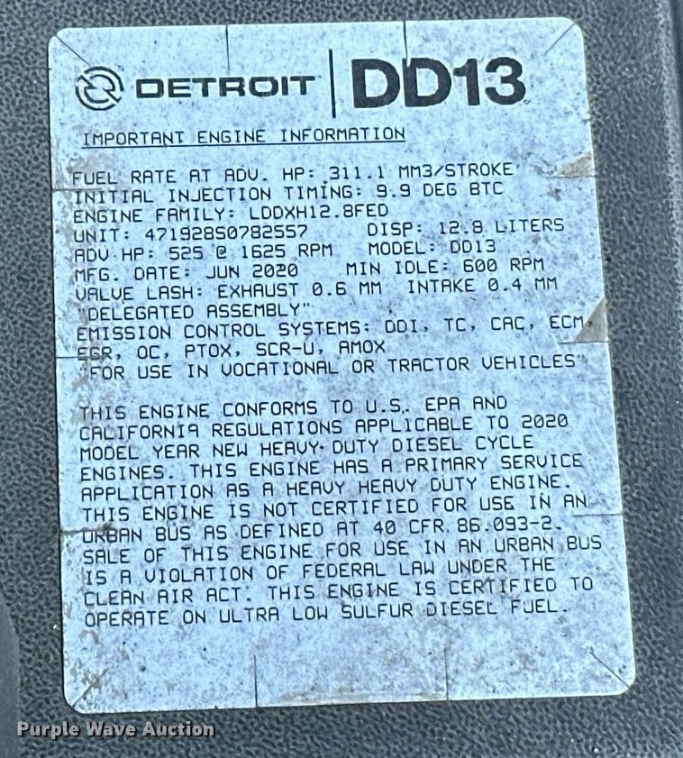 image for item ER4722 2021 Freightliner Cascadia 126 semi truck