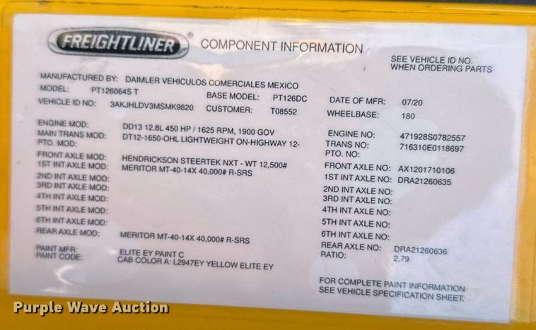 image for item ER4722 2021 Freightliner Cascadia 126 semi truck