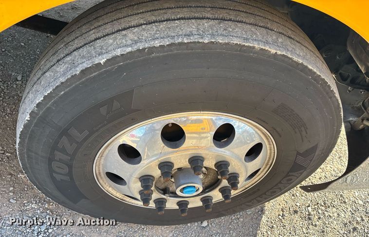 image for item ER4723 2021 Kenworth T680 semi truck