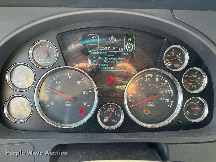 image for item ER4724 2020 Kenworth T680 semi truck