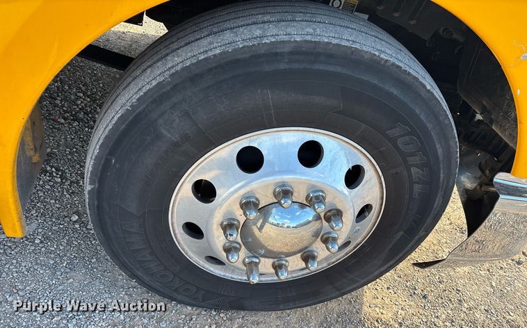 image for item ER4724 2020 Kenworth T680 semi truck