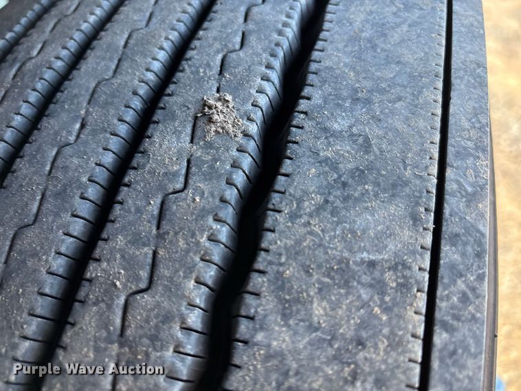 image for item ER4724 2020 Kenworth T680 semi truck