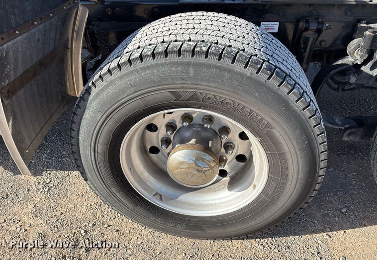 image for item ER4724 2020 Kenworth T680 semi truck