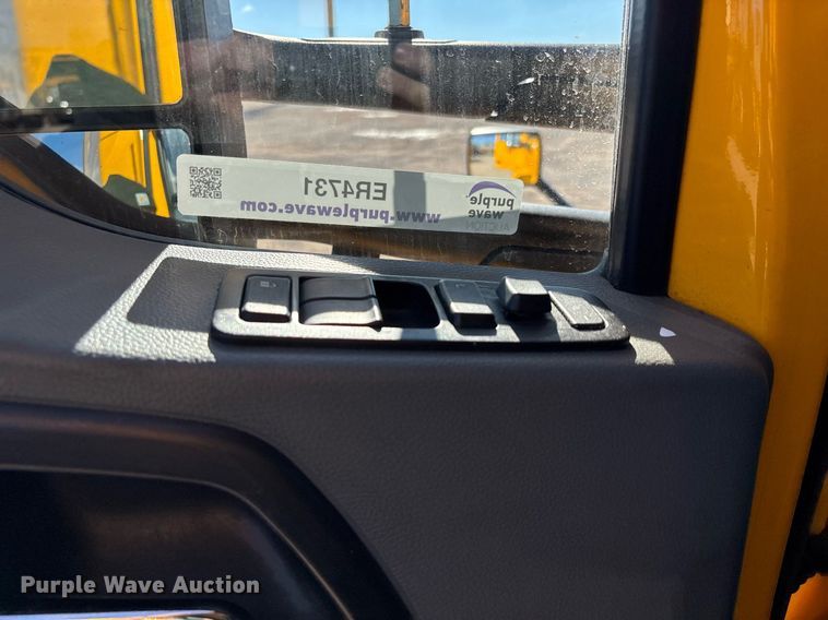 image for item ER4731 2021 Kenworth T680 semi truck