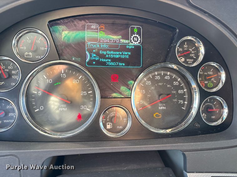 image for item ER4731 2021 Kenworth T680 semi truck