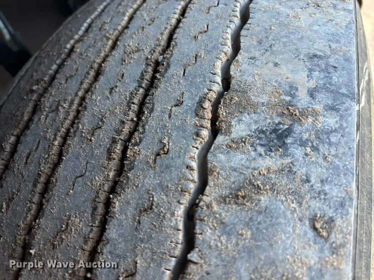 image for item ER4731 2021 Kenworth T680 semi truck