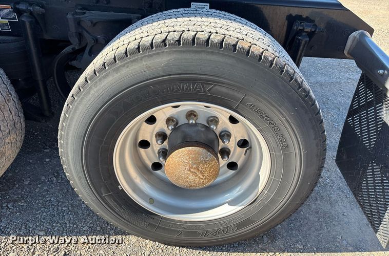 image for item ER4731 2021 Kenworth T680 semi truck