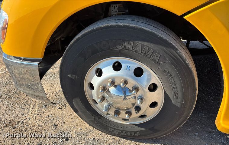 image for item ER4731 2021 Kenworth T680 semi truck