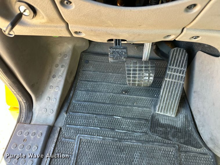 image for item ER4732 2018 Freightliner Cascadia 125 semi truck