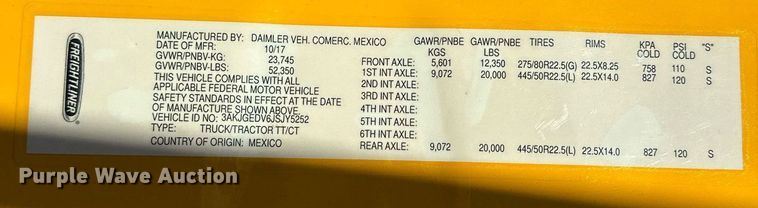 image for item ER4732 2018 Freightliner Cascadia 125 semi truck