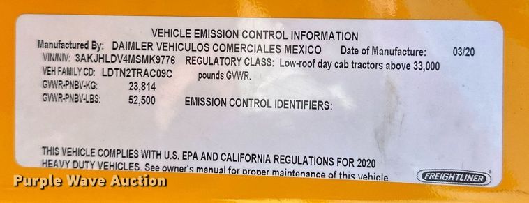 image for item ER4733 2021 Freightliner Cascadia 126 semi truck