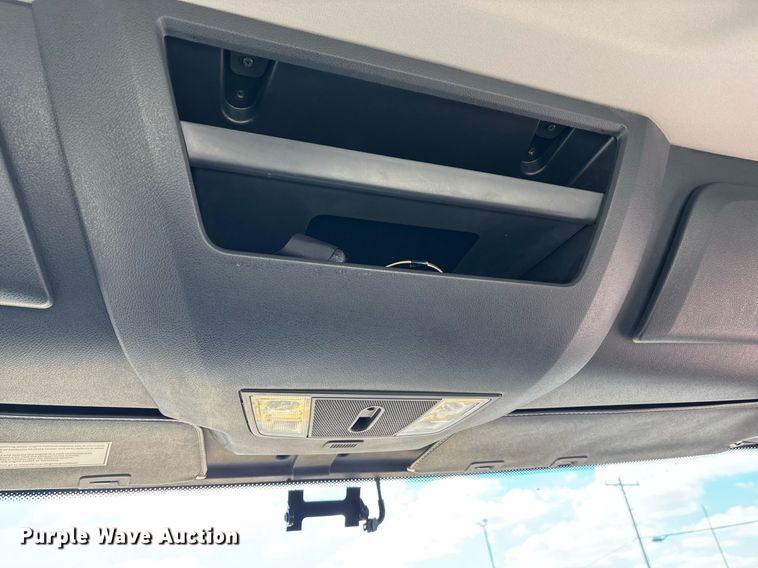 image for item ER4737 2020 Freightliner Cascadia 126 semi truck