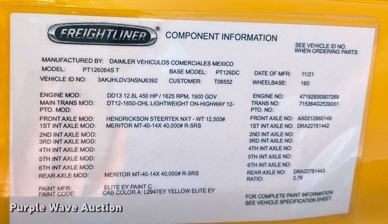 image for item ER4744 2022 Freightliner Cascadia 126 semi truck