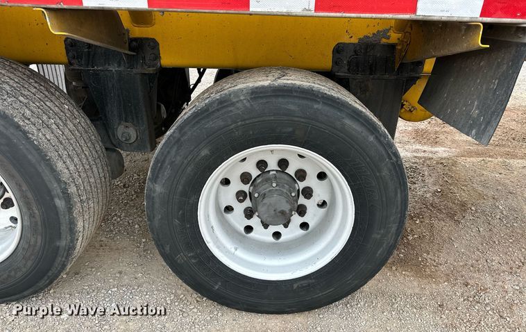 image for item ER4745 2005 Beall BAST-96-3-SB tank trailer