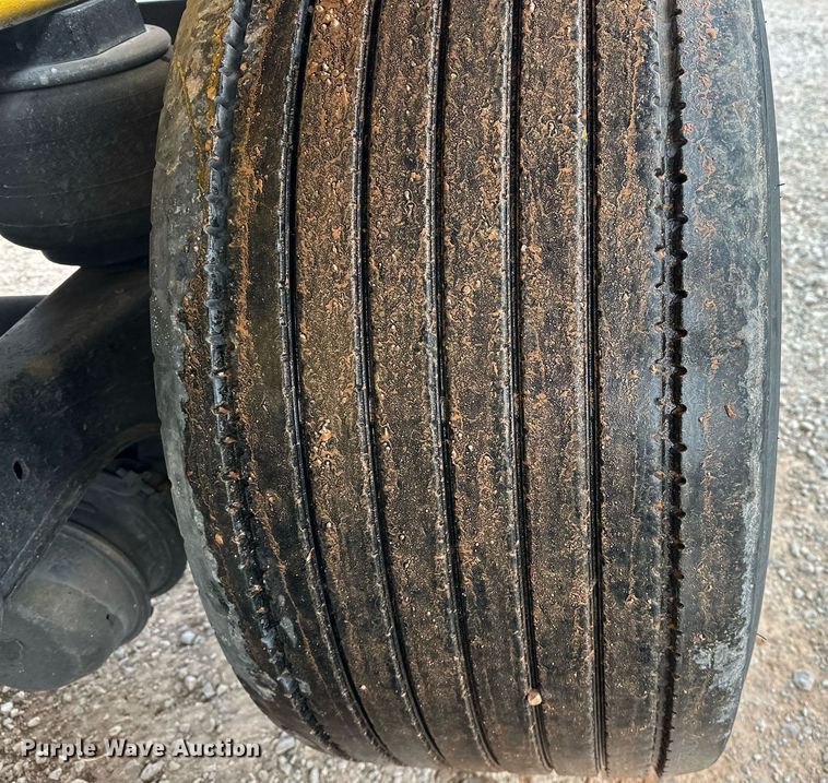 image for item ER4745 2005 Beall BAST-96-3-SB tank trailer