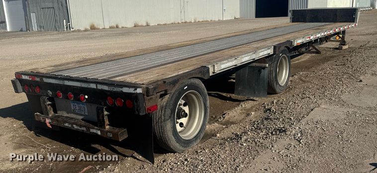 image for item LH9416 2002 Transcraft  DTL-2100 W2 drop deck trailer