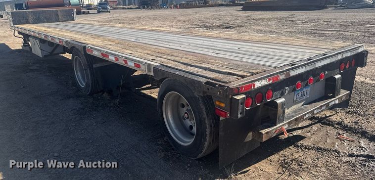 image for item LH9416 2002 Transcraft  DTL-2100 W2 drop deck trailer