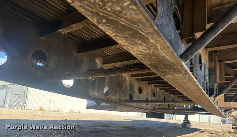 image for item LH9416 2002 Transcraft  DTL-2100 W2 drop deck trailer