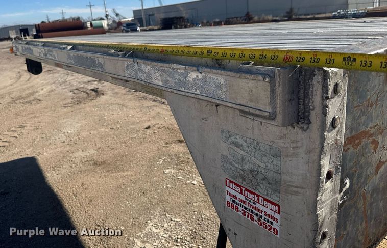 image for item LH9416 2002 Transcraft  DTL-2100 W2 drop deck trailer