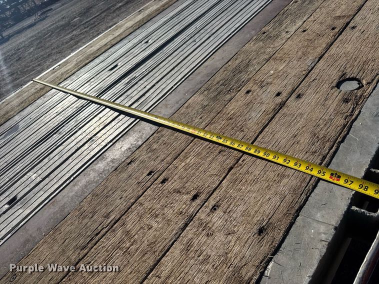 image for item LH9416 2002 Transcraft  DTL-2100 W2 drop deck trailer