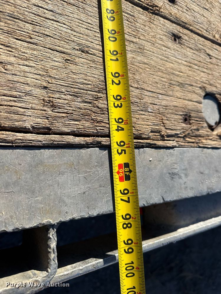 image for item LH9416 2002 Transcraft  DTL-2100 W2 drop deck trailer