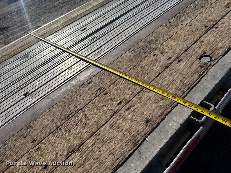 image for item LH9416 2002 Transcraft  DTL-2100 W2 drop deck trailer