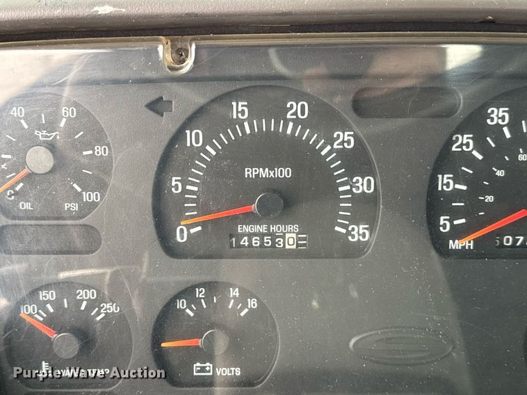 image for item OG9753 2002 Sterling A9500 truck cab and chassis