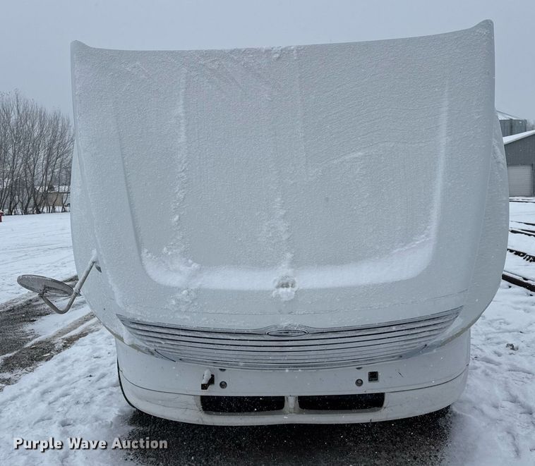 image for item OG9753 2002 Sterling A9500 truck cab and chassis