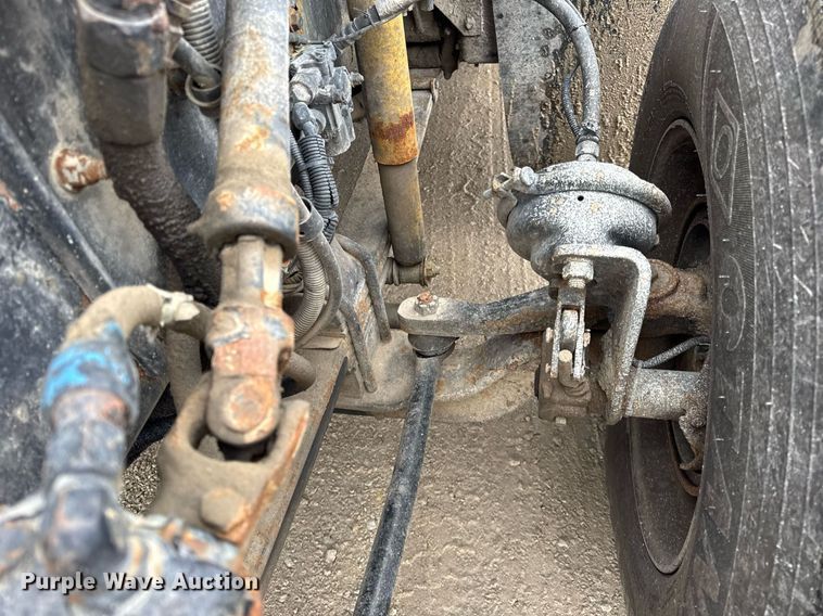 image for item OG9785 2001 Kenworth  T800 semi truck