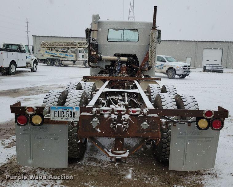 image for item OH9477 1983 Mack WS700 Cruise-Liner semi truck