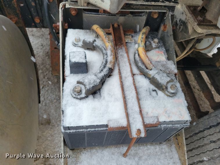 image for item OH9477 1983 Mack WS700 Cruise-Liner semi truck