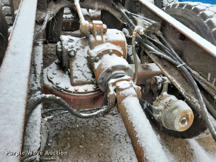 image for item OH9477 1983 Mack WS700 Cruise-Liner semi truck