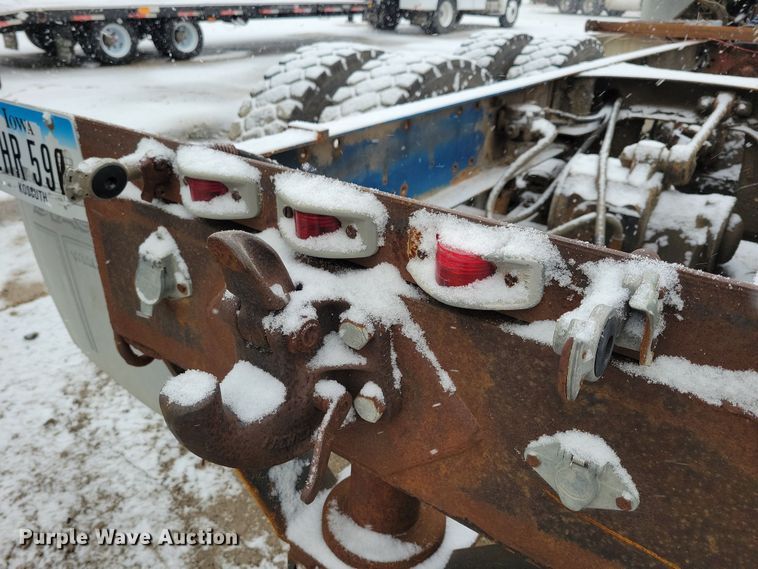 image for item OH9477 1983 Mack WS700 Cruise-Liner semi truck