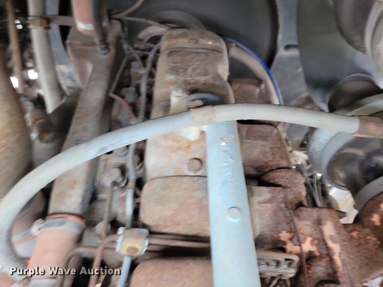 image for item OH9477 1983 Mack WS700 Cruise-Liner semi truck