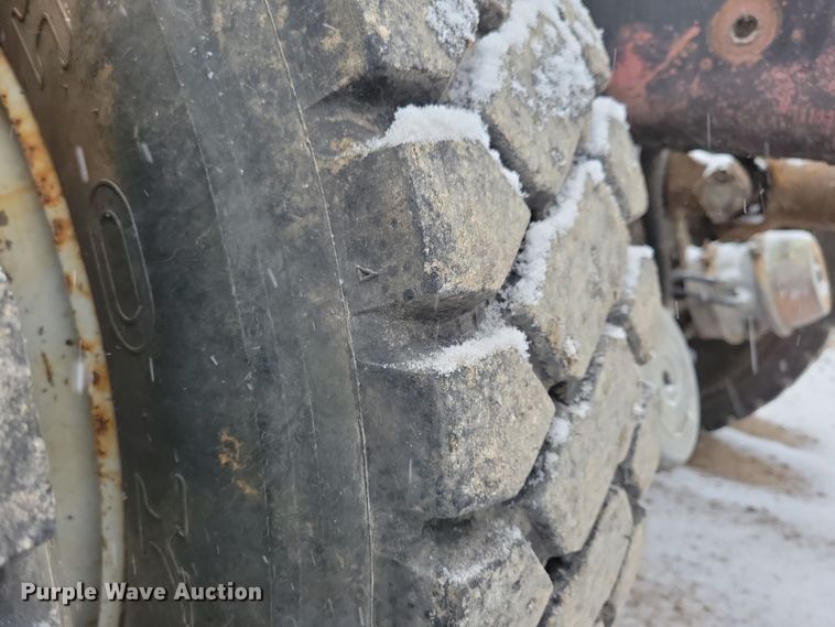 image for item OH9477 1983 Mack WS700 Cruise-Liner semi truck