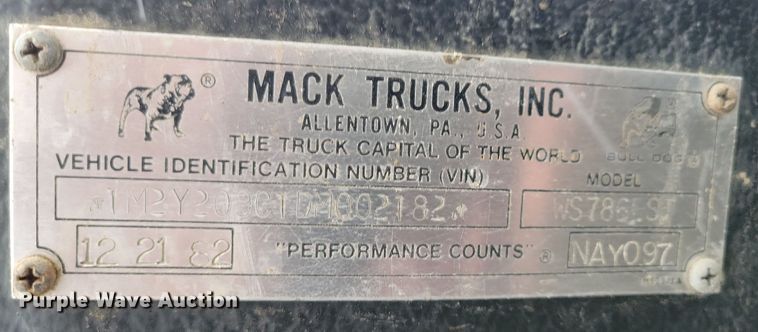 image for item OH9477 1983 Mack WS700 Cruise-Liner semi truck