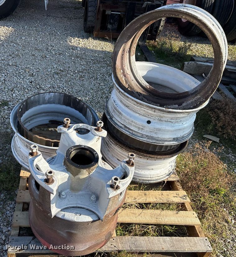 image for item OK9448 Tires and wheels